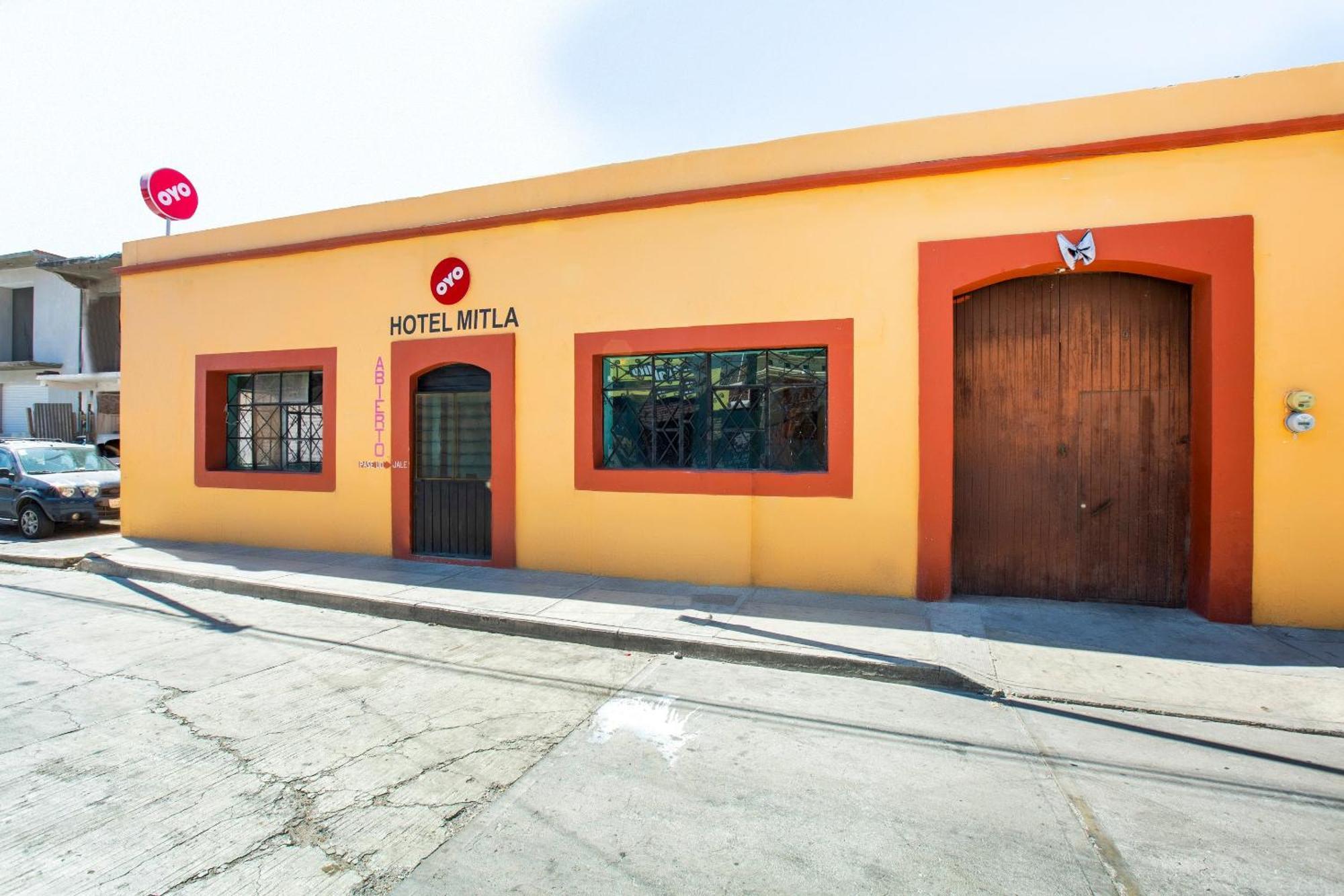 Oyo Hotel Y Restaurante Mitla, Oaxaca San Pablo Villa de Mitla Ngoại thất bức ảnh
